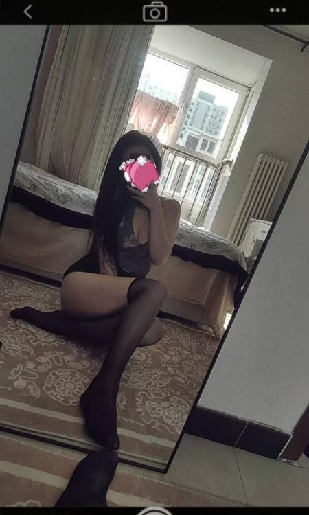 细腰长腿情趣诱惑妹子