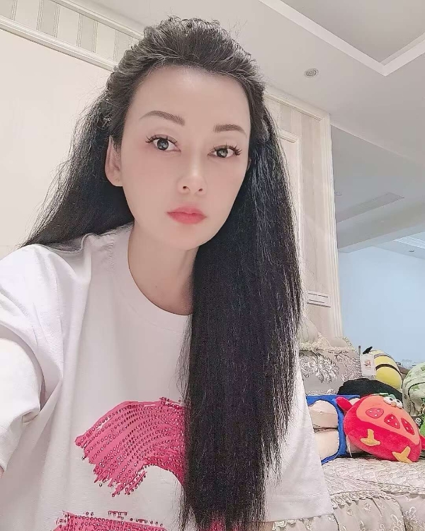 南稍门大胸霞姐姐