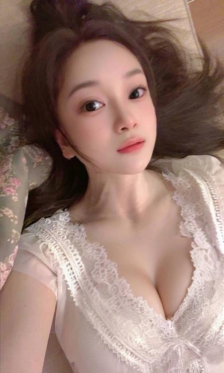 服务控性感身材苏沫