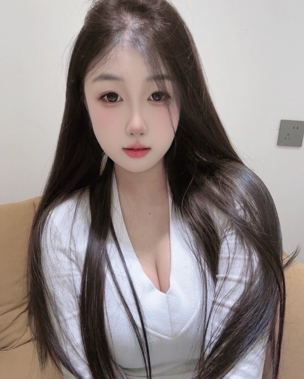 包河颜射大胸嫩妹